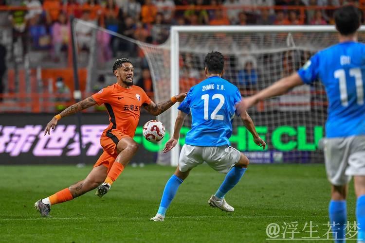 中超-云南玉昆主场告捷 三球击败深圳新鹏城 中超-云南玉昆主场告捷 三球击败深圳新鹏城