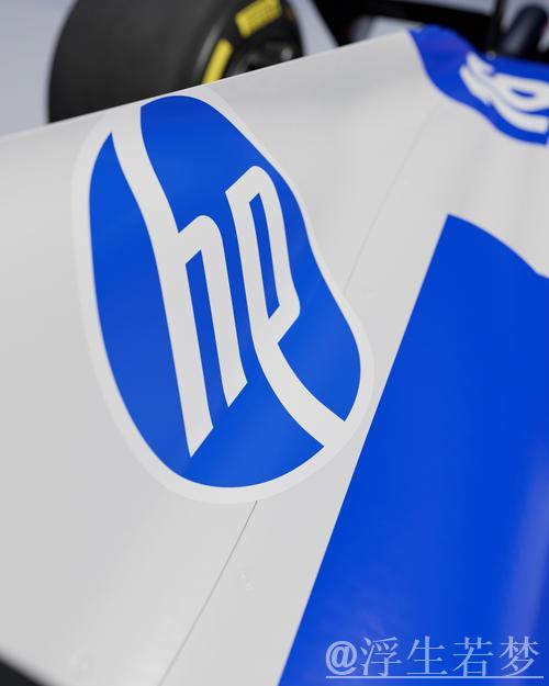 法拉利发布迈阿密站特别涂装:蓝红交织魅力 法拉利发布迈阿密站特别涂装:蓝红交织魅力